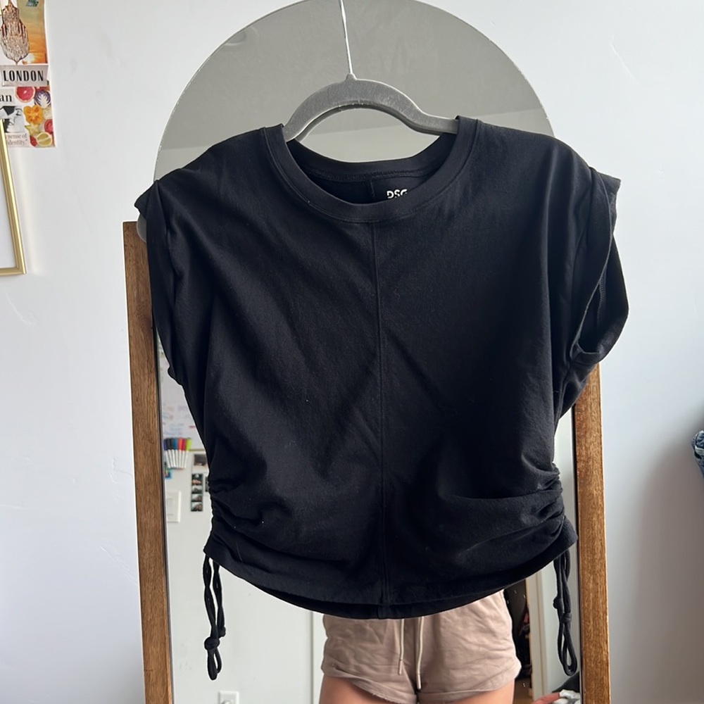 DSG M black t shirt